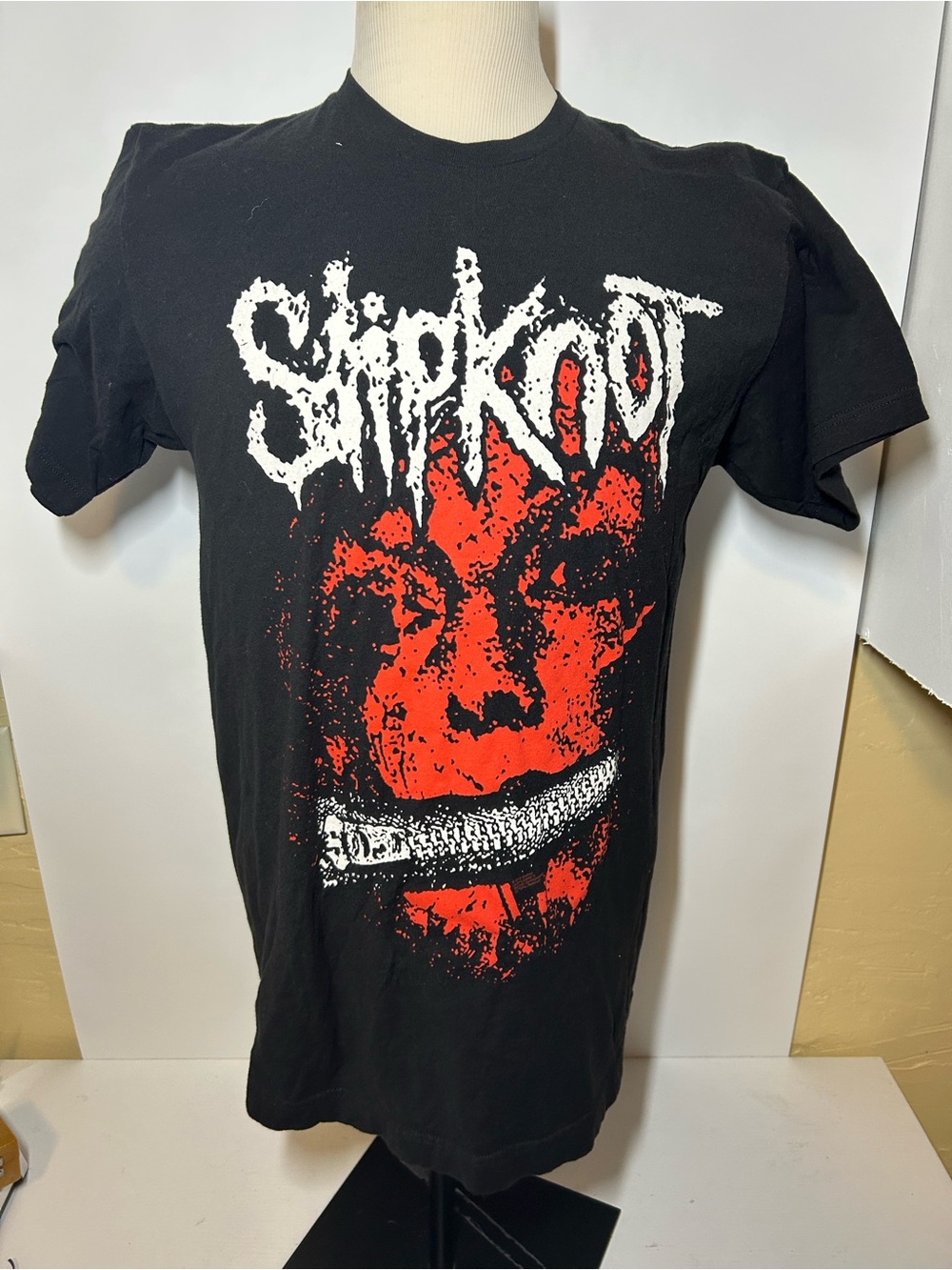 Graphic Band Tee - Black with Red & White Print slipknot